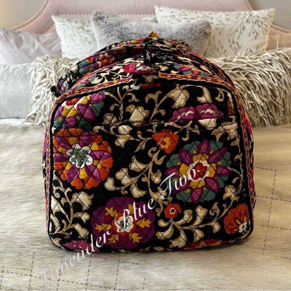 VERA BRADLEY Suzani XL 2011 Duffle Bag Black Purple Gold Floral Y2K Travel Quilt - Picture 4 of 13